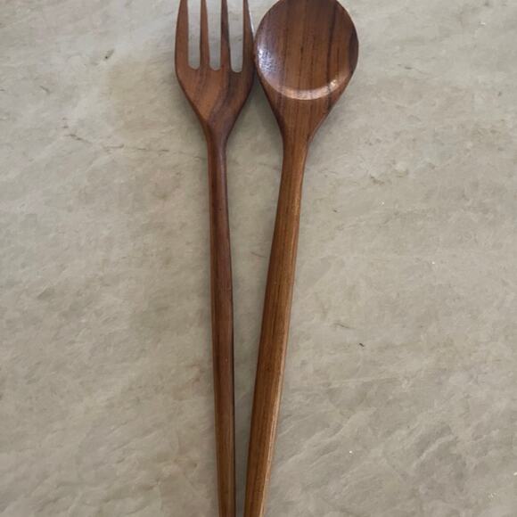 Wood salad fork and spoon servers vintage MCM - Picture 1 of 2